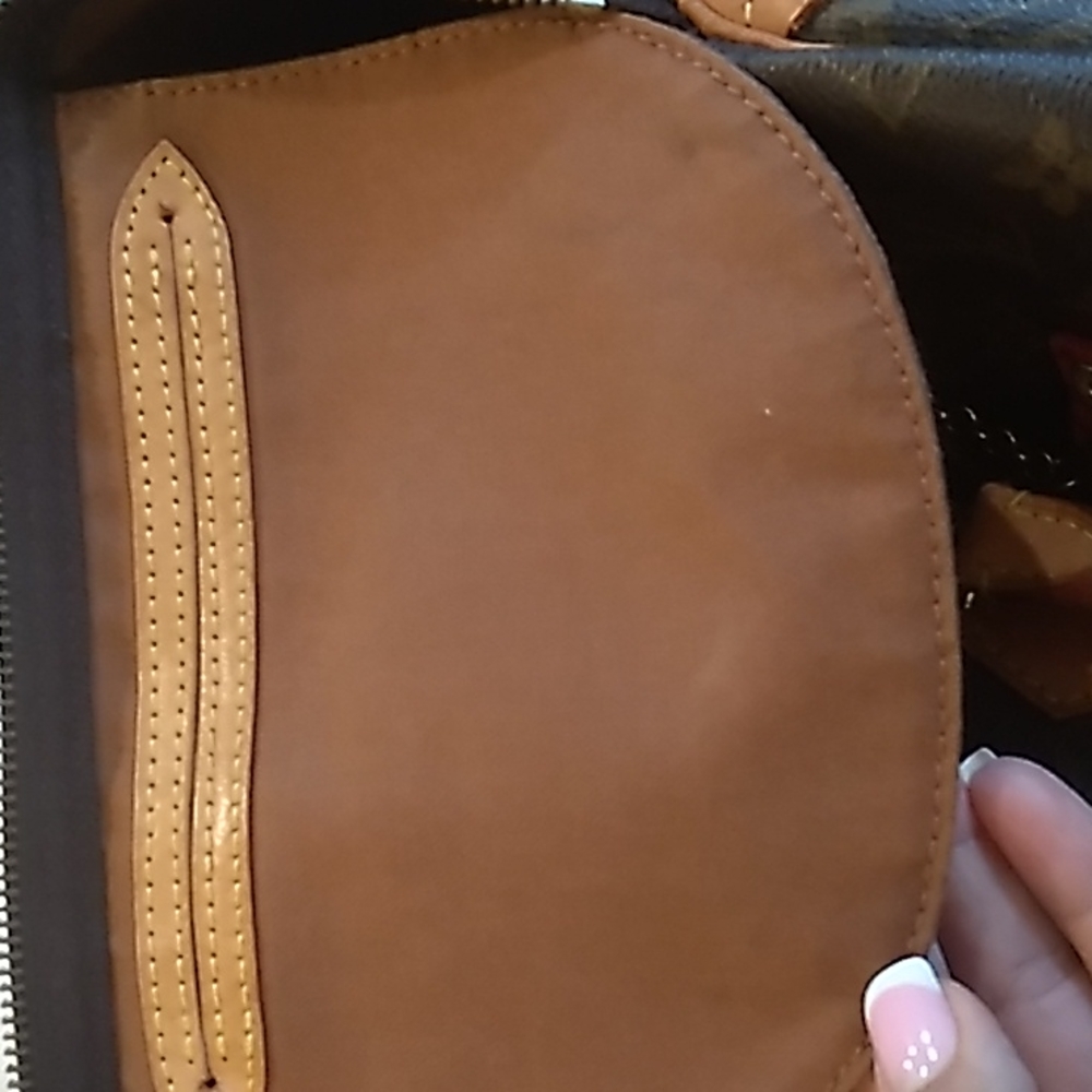 LOUIS Vuitton Speedy 40 In Excellent Condition - Picture 16 of 17